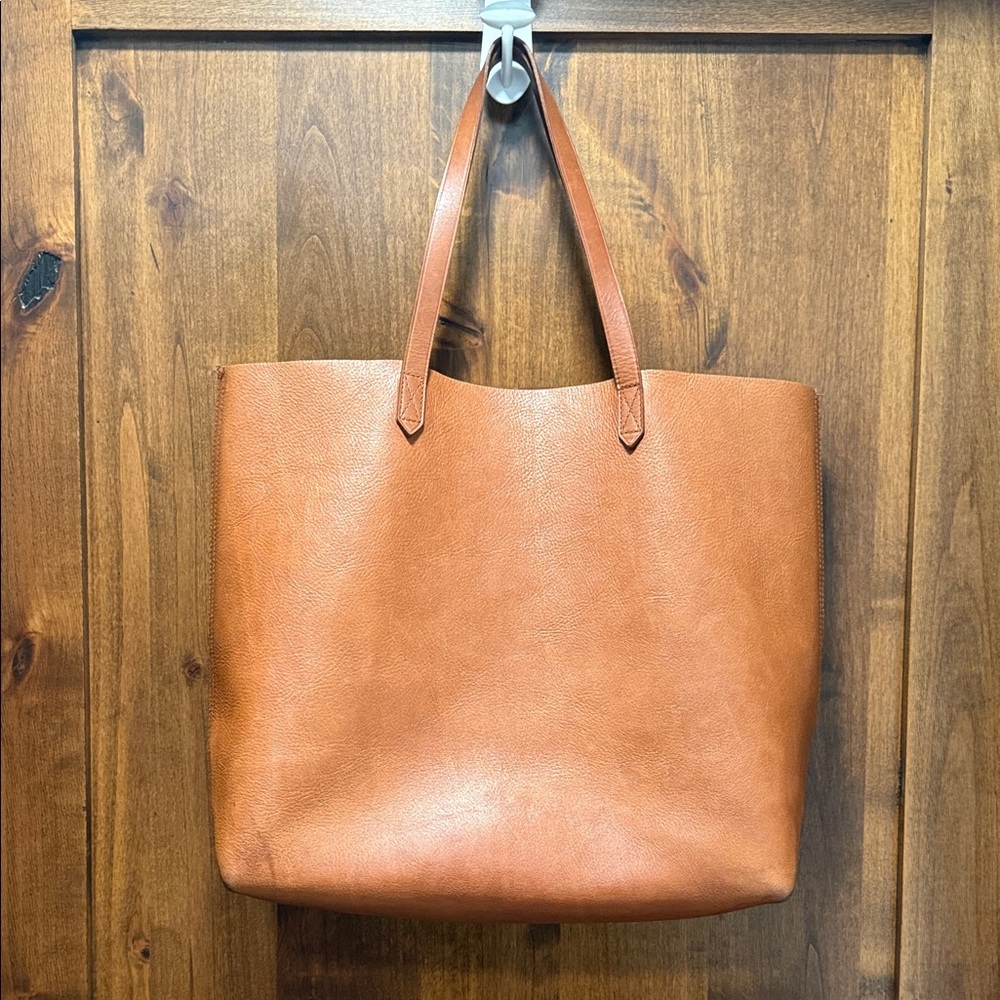 Madewell Transport leather tote